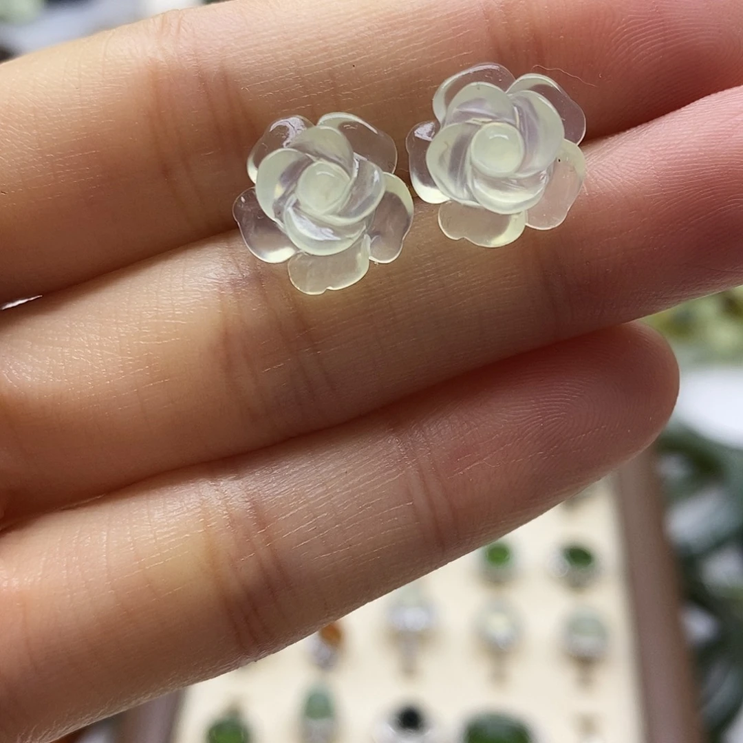 蛇纹石玉银S925镶嵌耳钉玫瑰耳钉