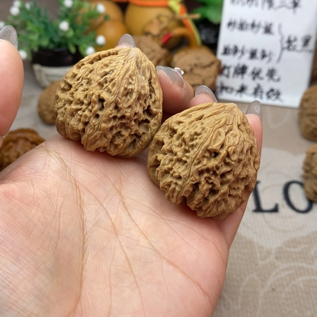 吊坠文玩核桃南疆