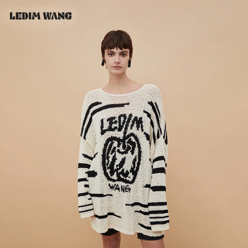 LEDIM WANG苹果涂鸦宽松针织上衣侧开叉中长款宽松阔形