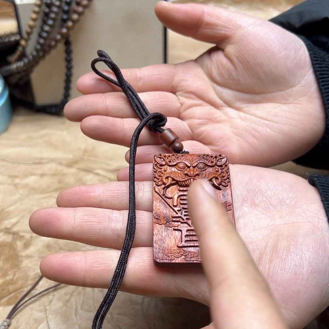 大叶紫檀（黑酸枝木类）