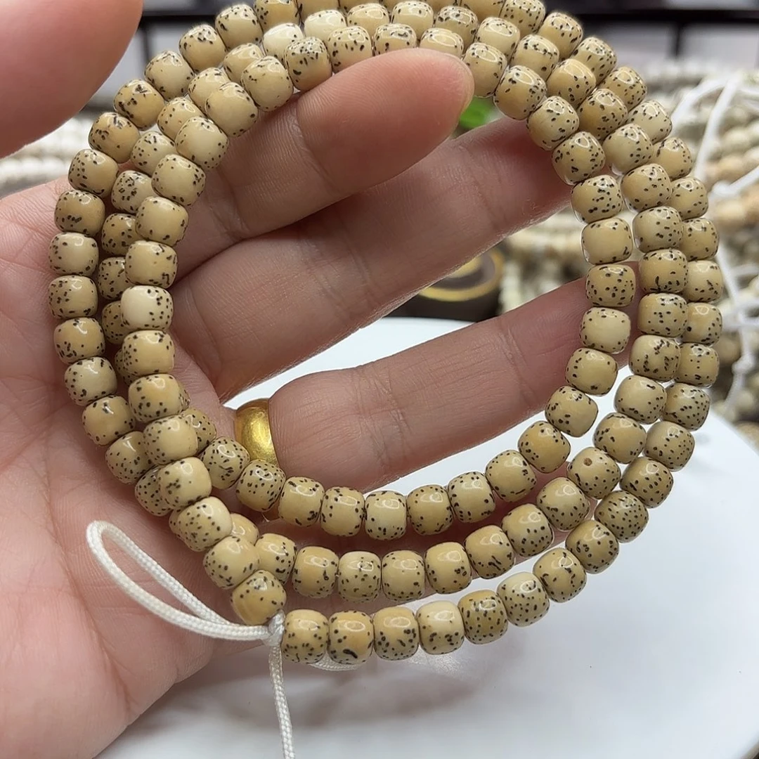 吊坠星月菩提76暴力黄大留白