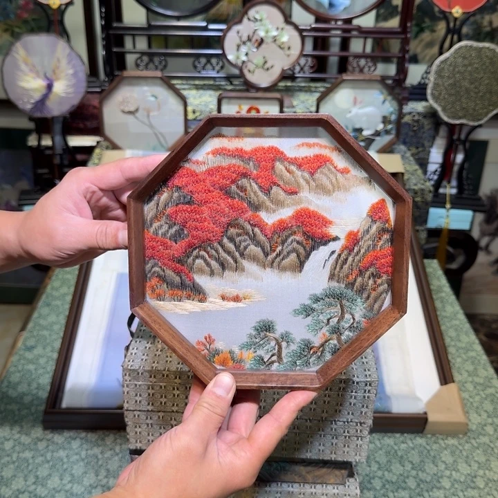 刺绣手工苏绣工艺制作技艺精湛异色