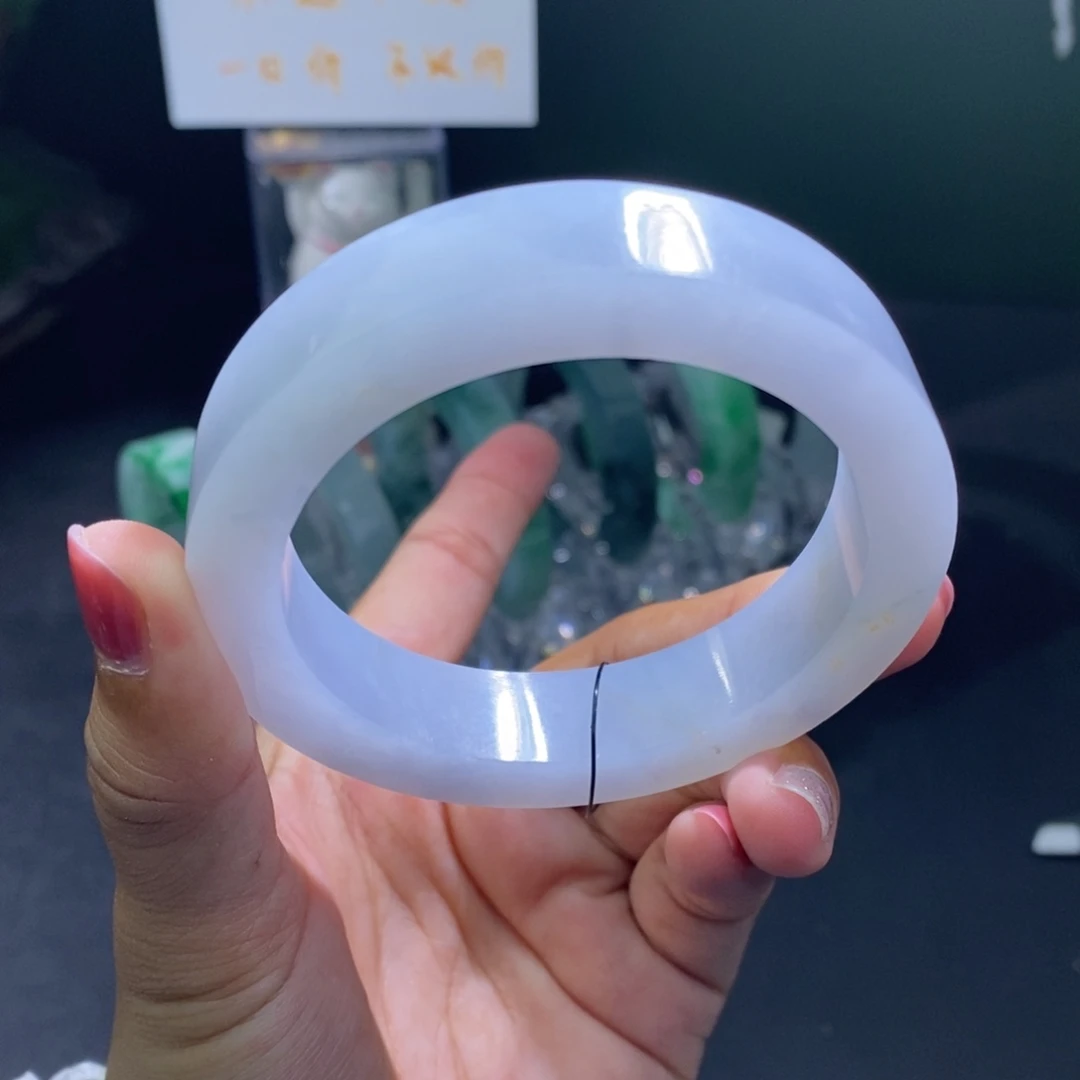 未镶嵌翡翠定制翡翠