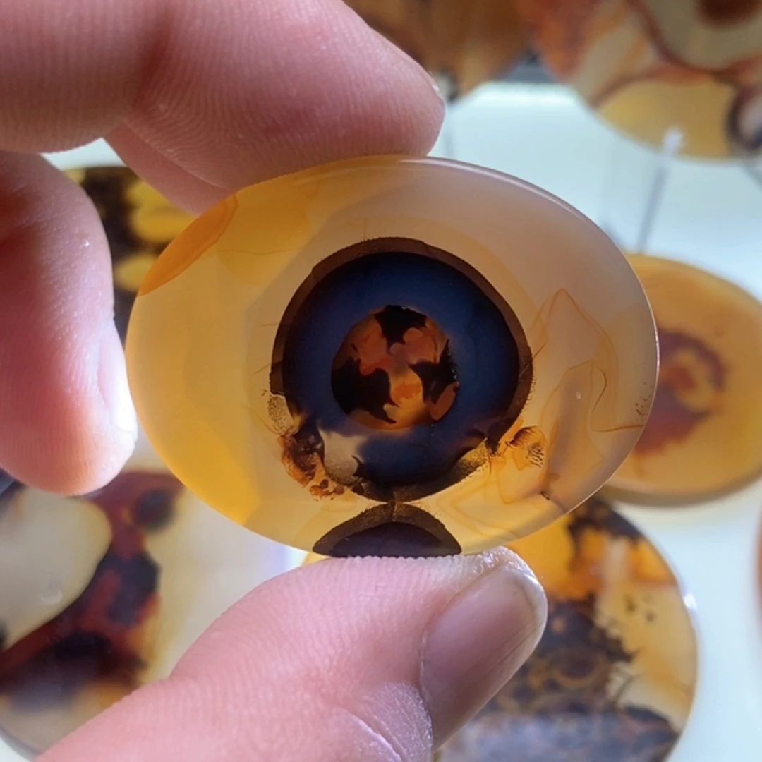 【闪购商品】玛瑙/玉髓颈饰未镶嵌云**生