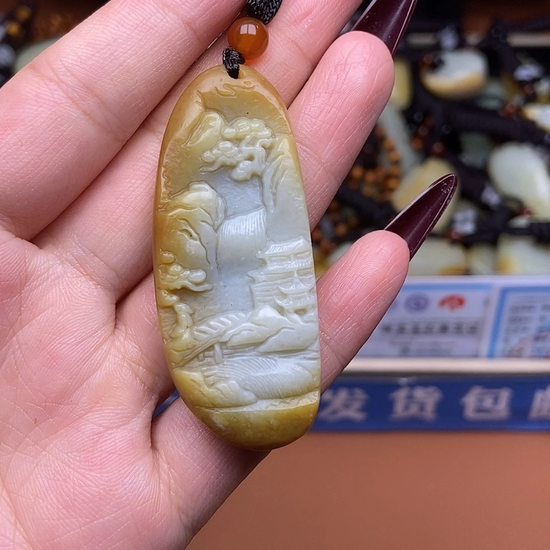 和田玉未镶嵌颈饰