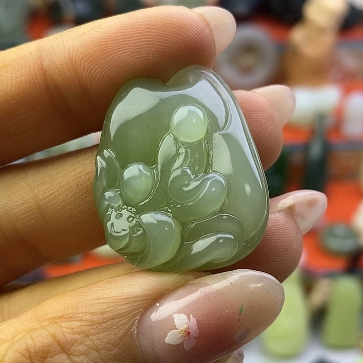 和田玉未镶嵌颈饰福利悟道吊坠