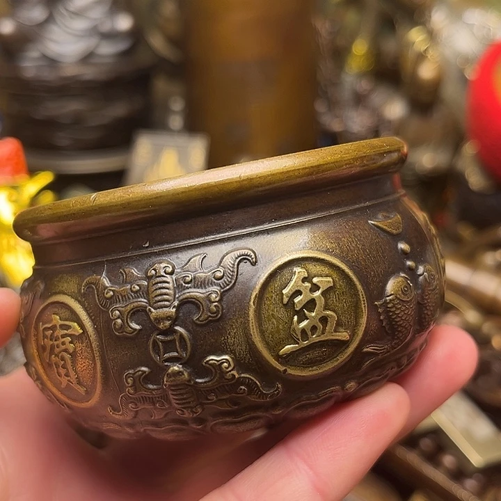 精美铜器批发档口