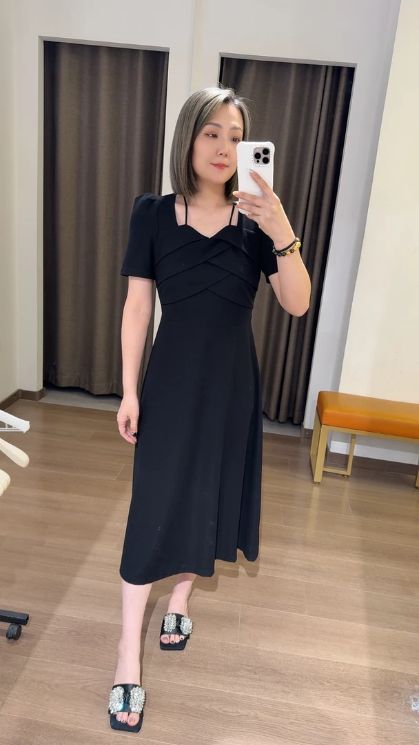 5869黑色连衣裙-休闲百搭