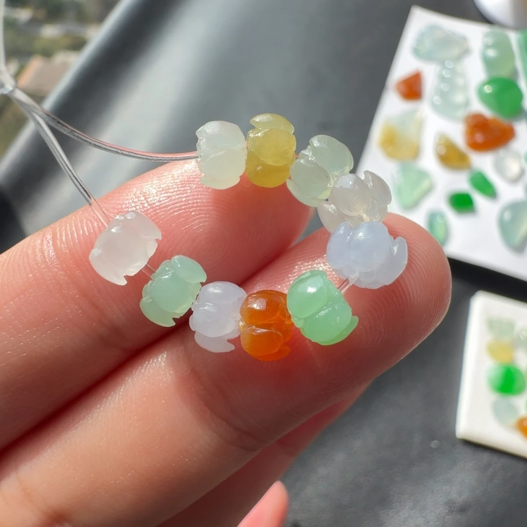 定制翡翠未镶嵌冰种莲花珠10颗