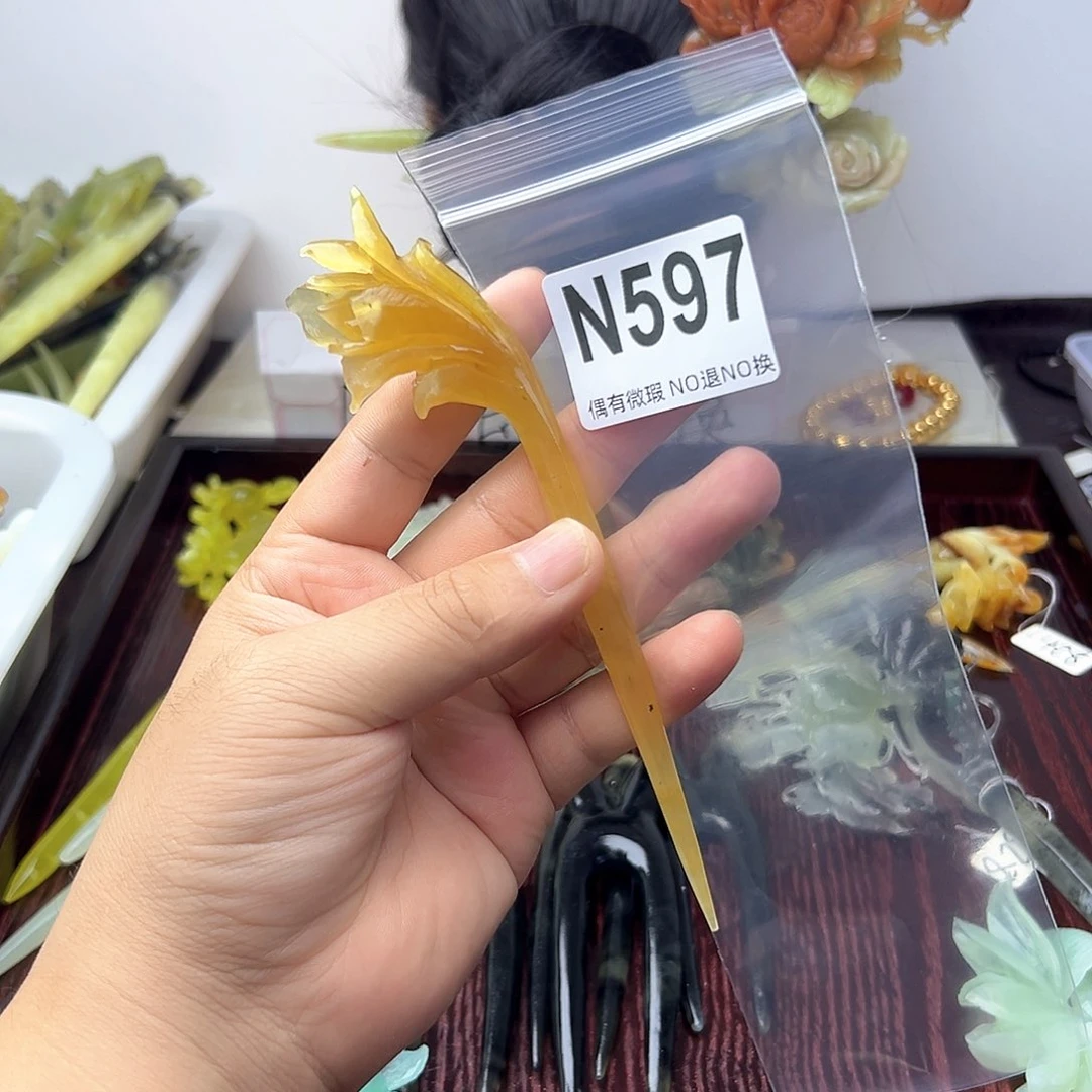 蛇纹石玉合金发饰奶****菜