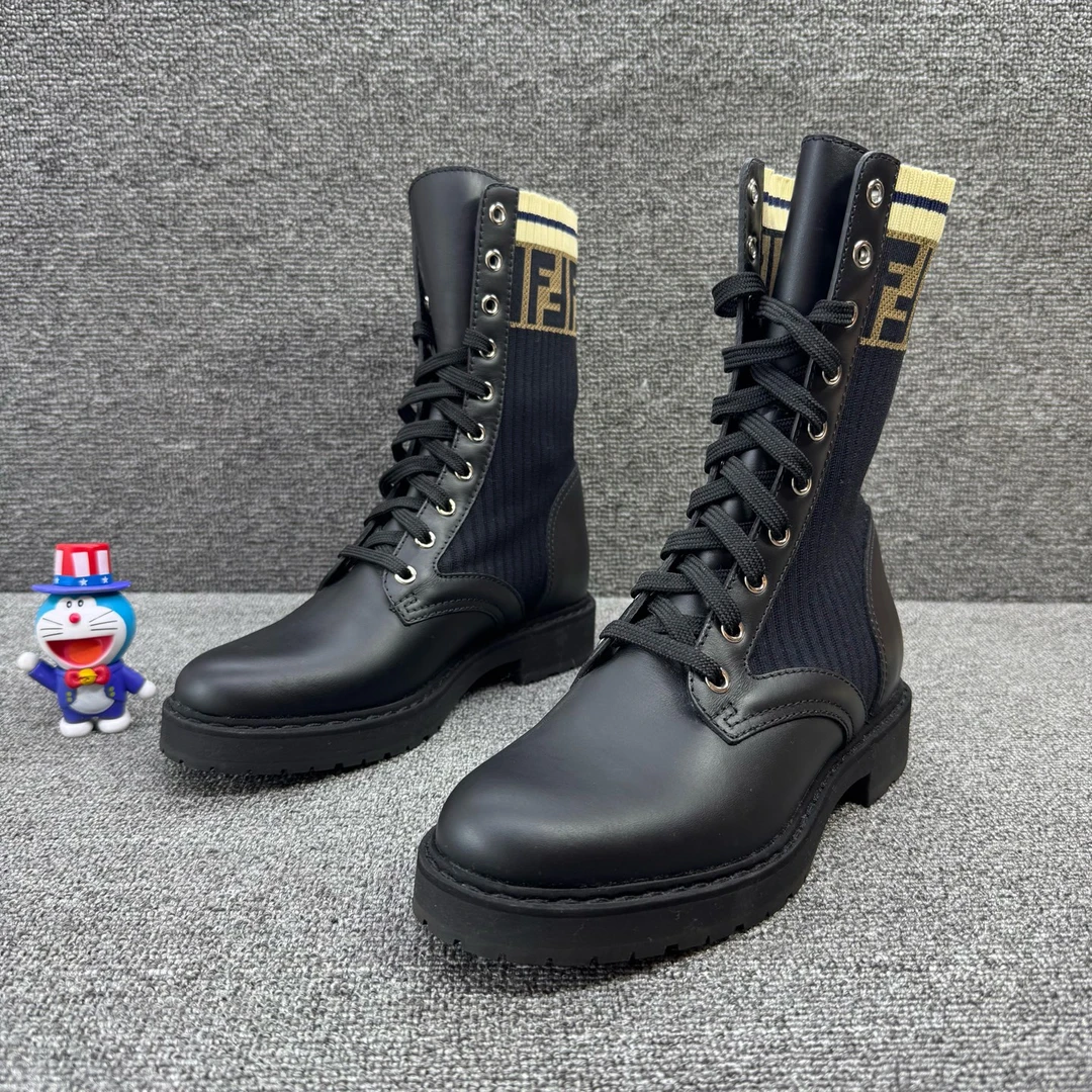 未使用 FENDI/芬迪 FENDI/芬迪 35.5码 全新 针织马丁靴 D8319