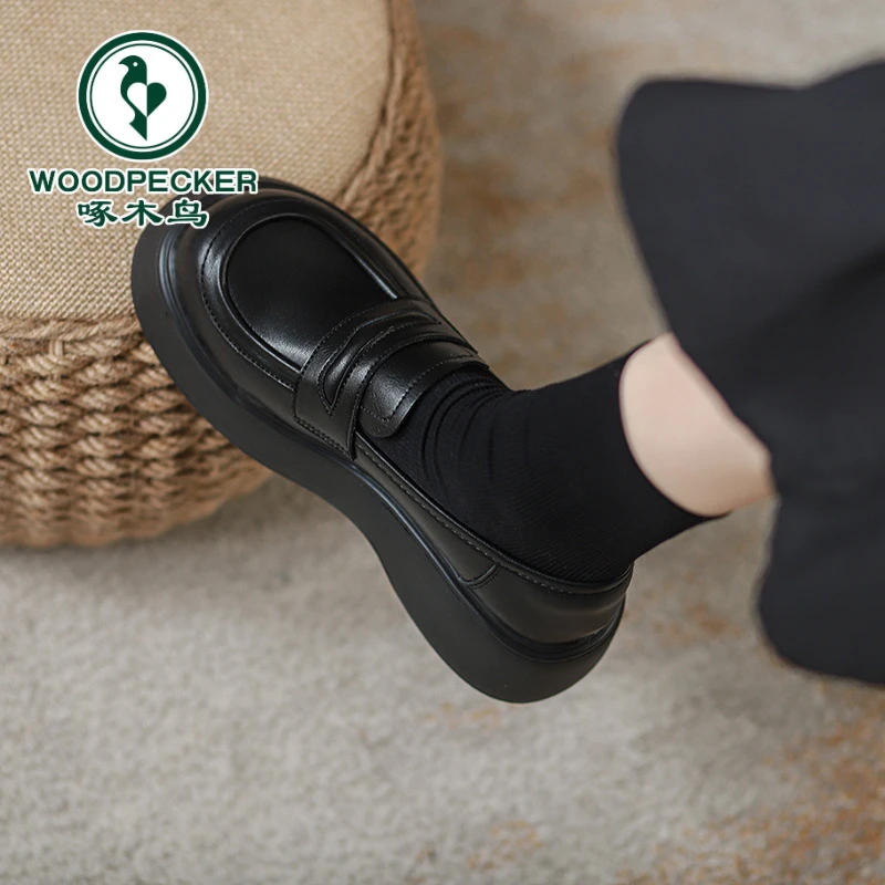 啄木鸟厚底英伦风小皮鞋女复古平底乐福鞋子一脚蹬通勤JK学院单鞋