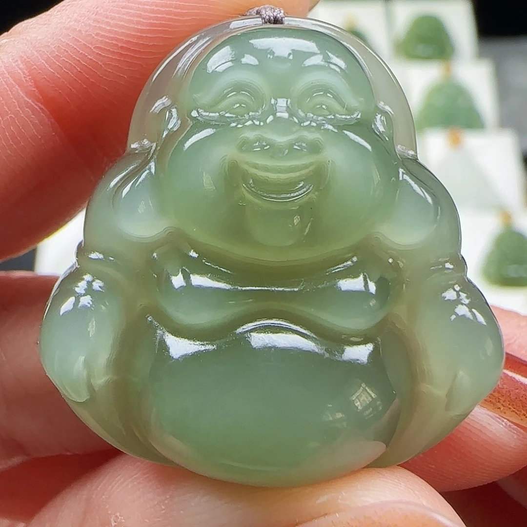 和田玉未镶嵌吊坠(赠链)