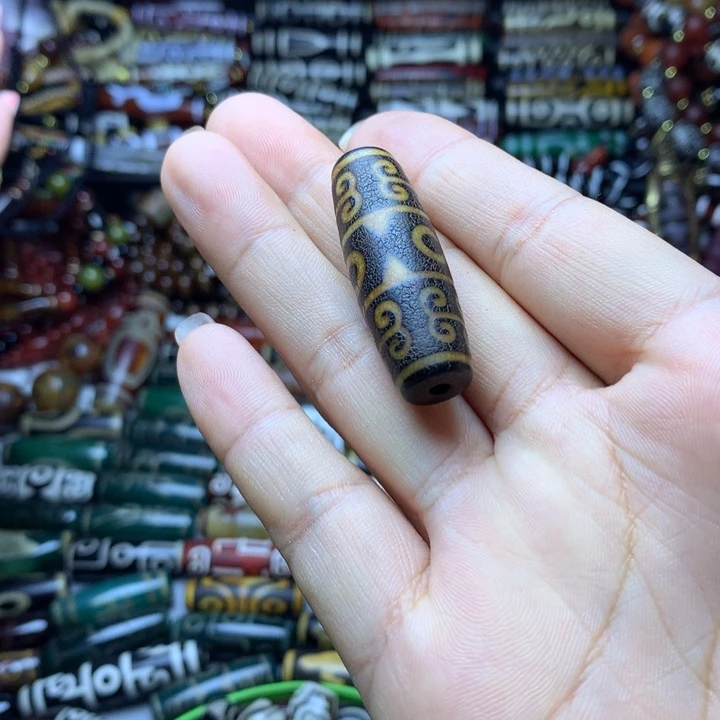 玛瑙/玉髓未镶嵌吊坠(赠链)