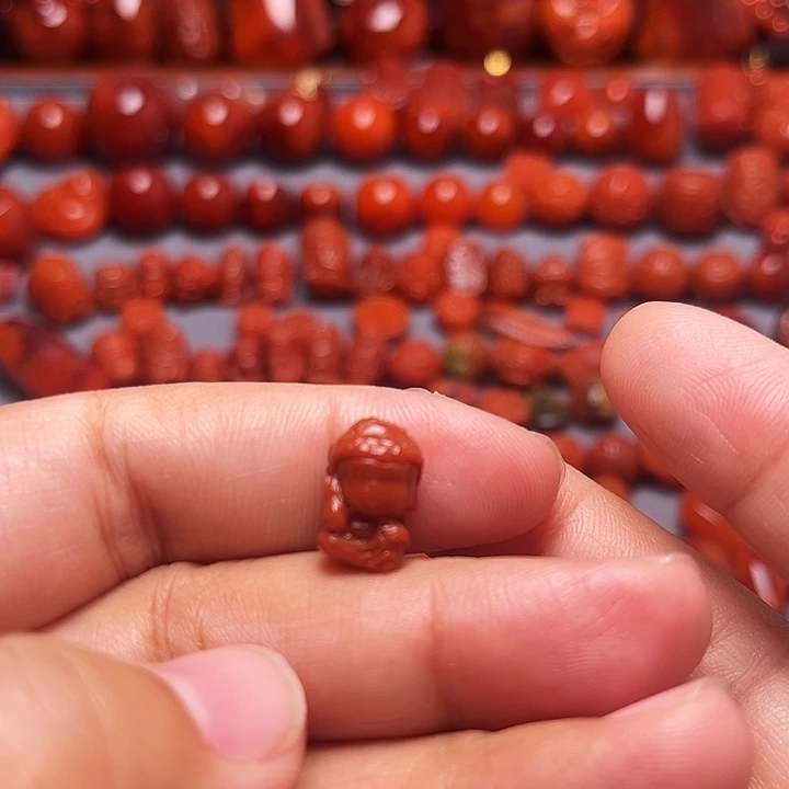 生***味南红玛瑙未镶嵌配饰无相佛