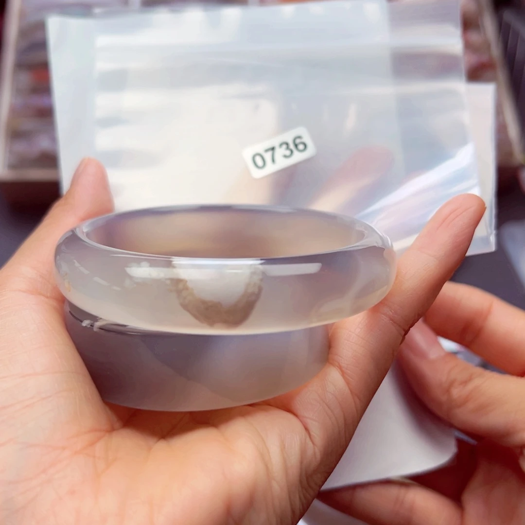 手镯玛瑙/玉髓未镶嵌喜***?