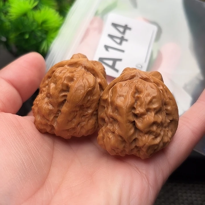 把件桃核核桃蛤蟆头35