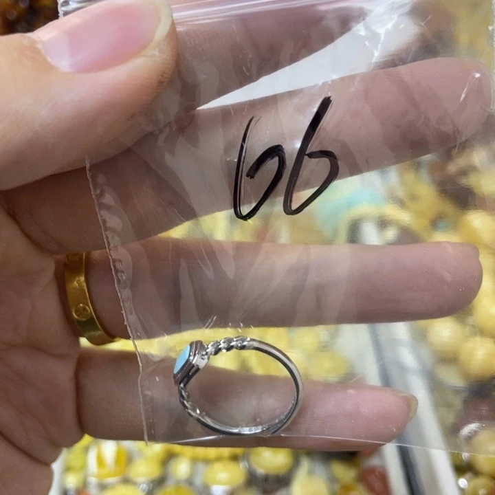 蜜蜡银S925镶嵌裸石戒指