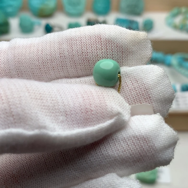 绿松石未镶嵌珠宝奇石菜籽黄老型8*7.5mm