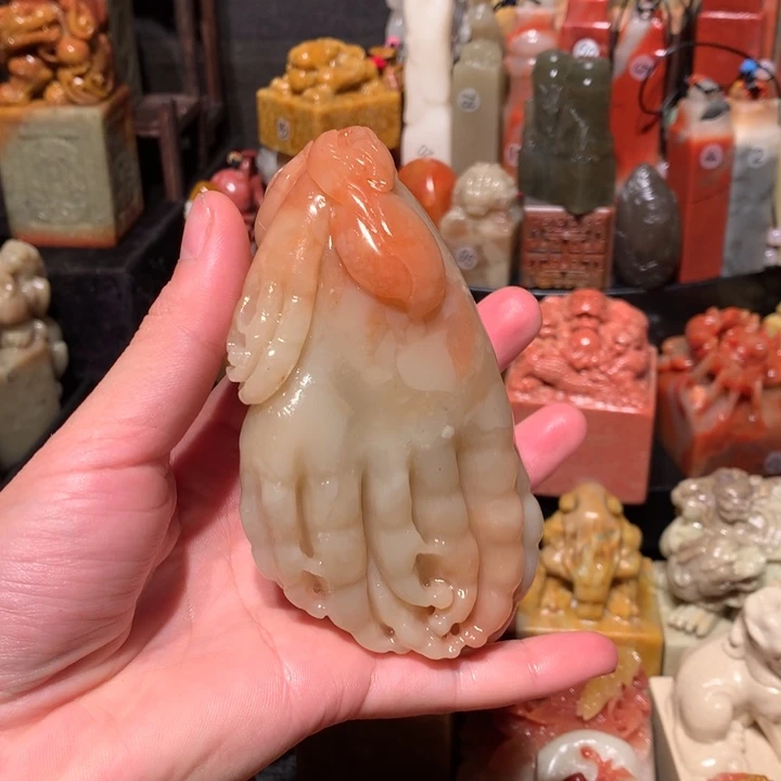 寿山石印石手把件