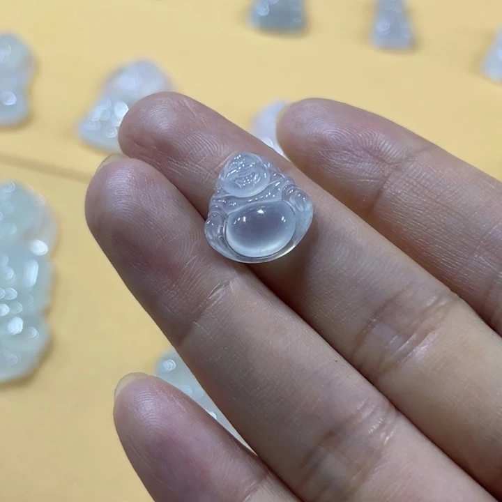 翡翠未镶嵌挂件起光小佛公