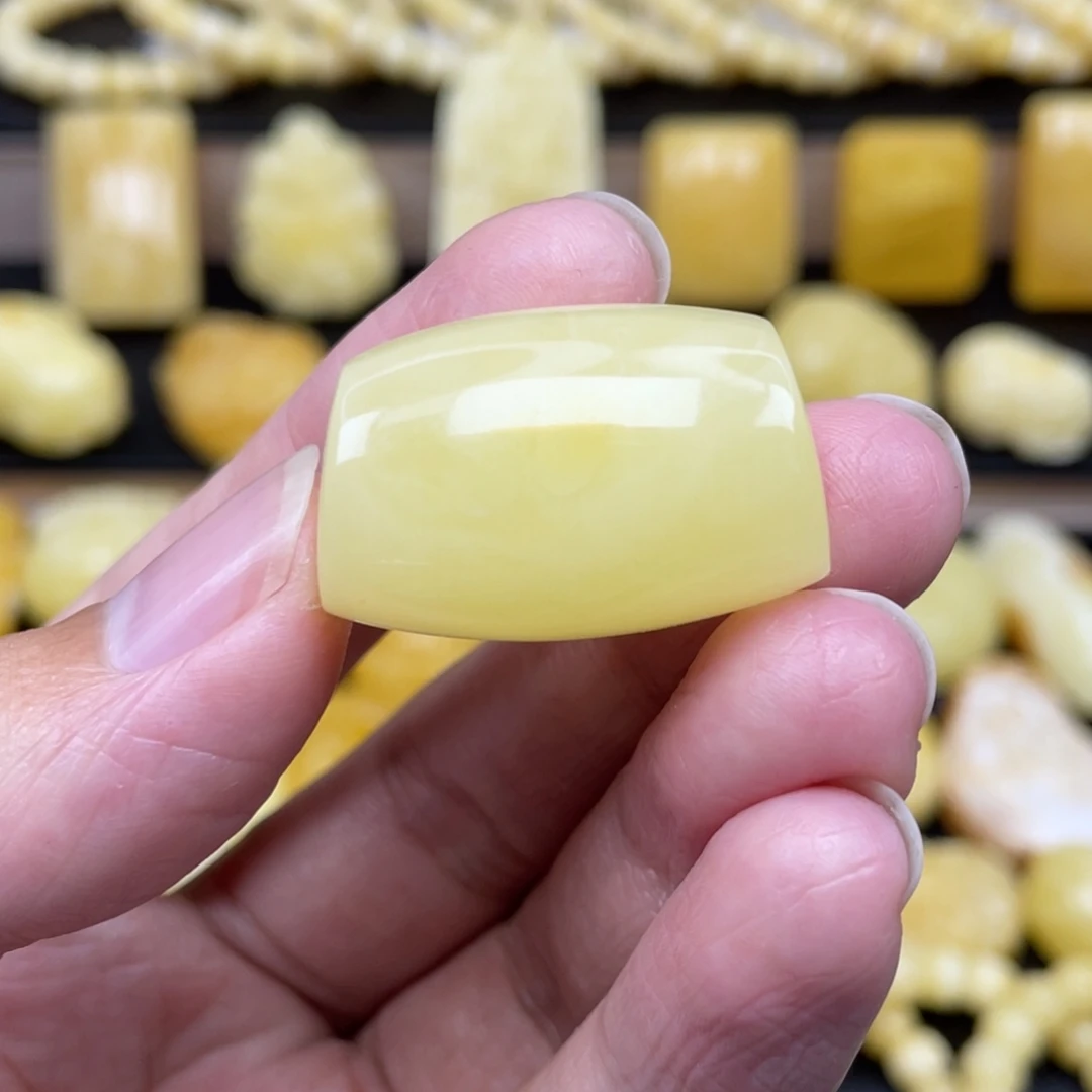 琥珀未镶嵌裸石琥珀蜜蜡