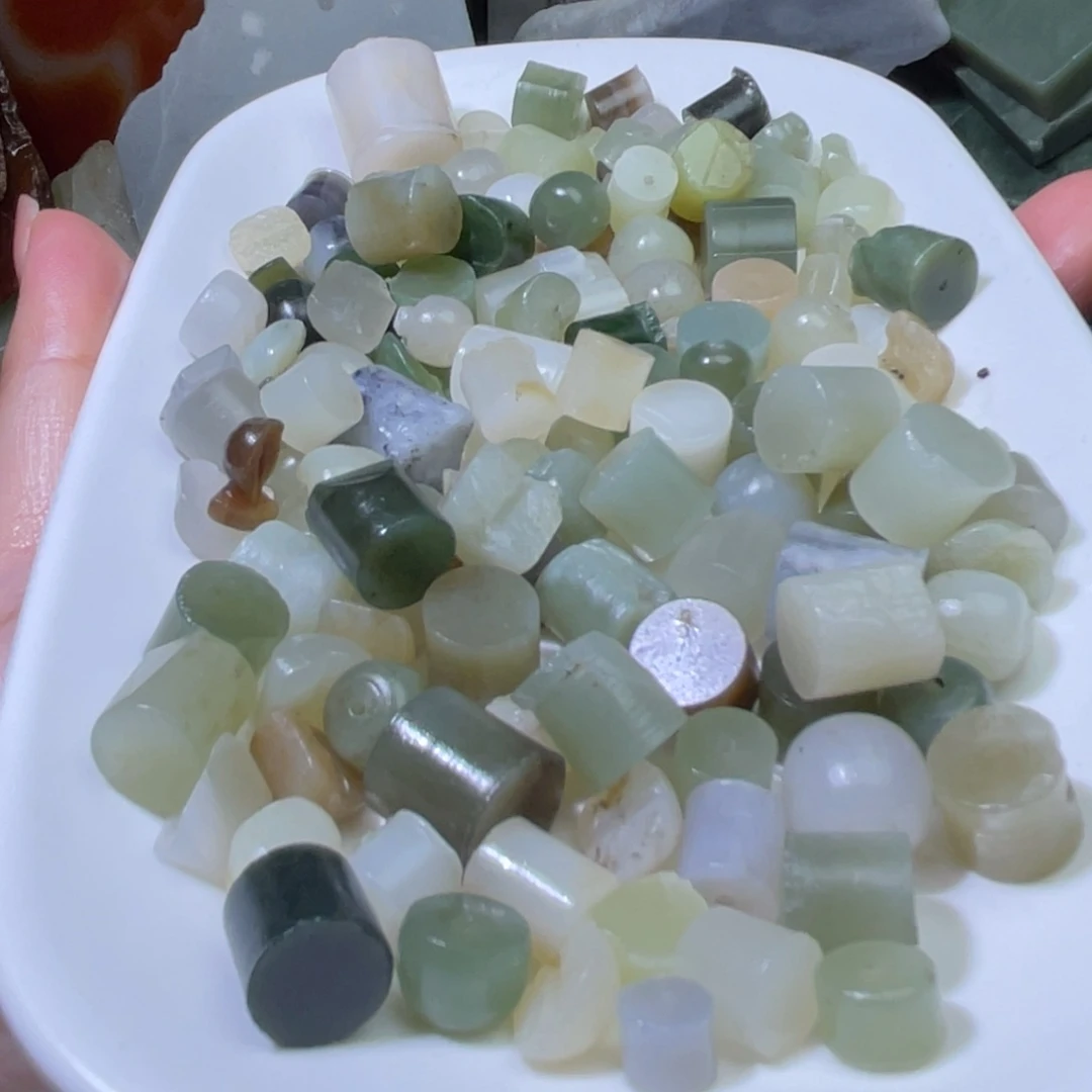 未镶嵌和田玉车挂