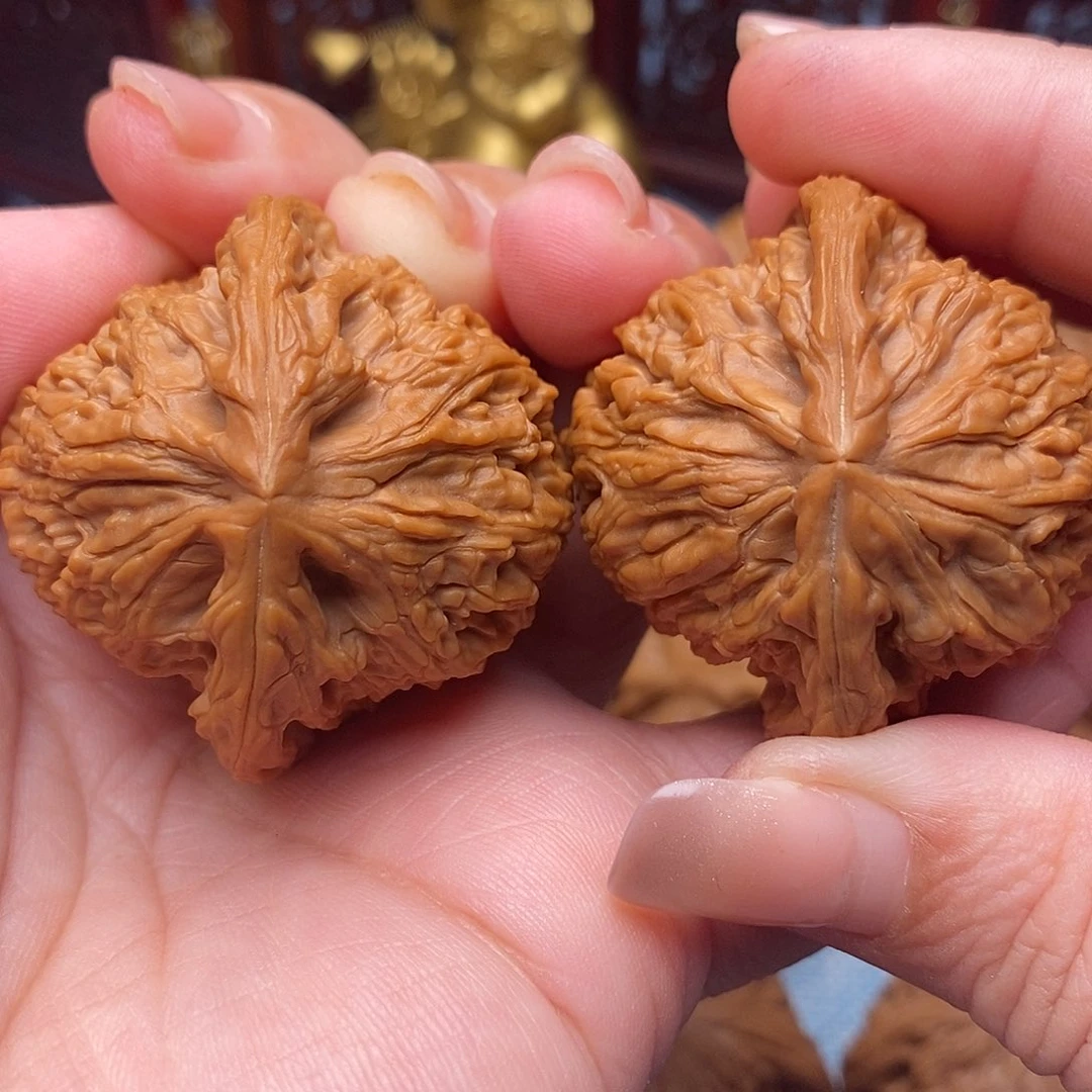 文玩核桃把件42全品毕业三角南疆