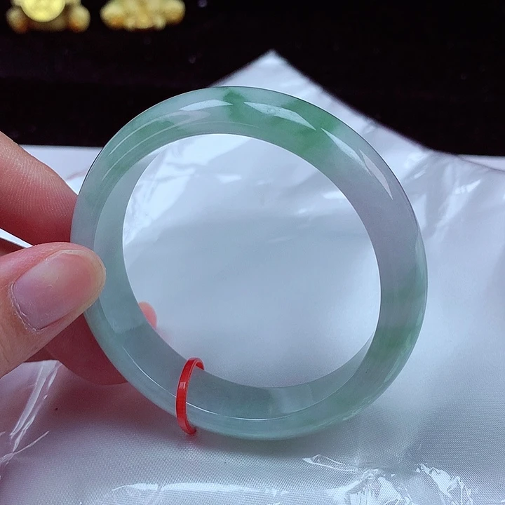 翡翠手镯未镶嵌55-56圈