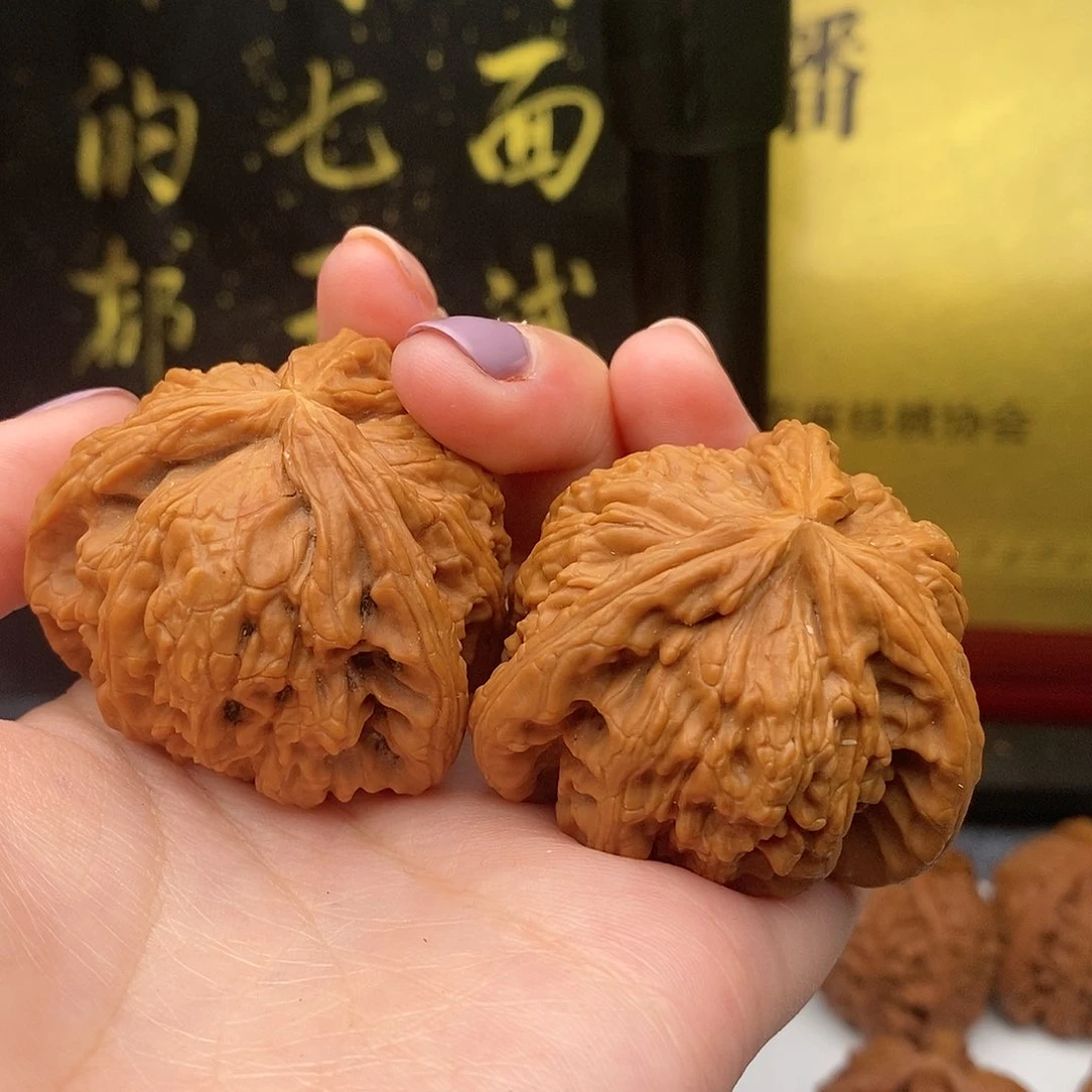 吊坠文玩核桃红*
