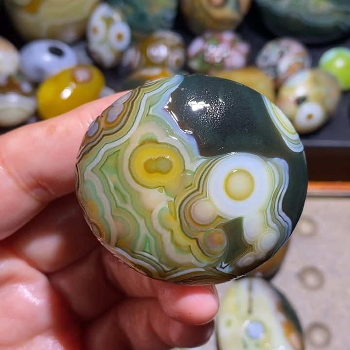 未镶嵌玛瑙/玉髓珠宝半成品96