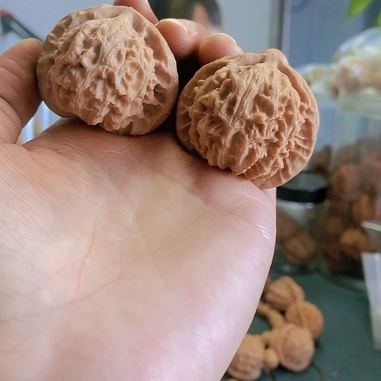 【闪购商品】把件文玩核桃43宫灯