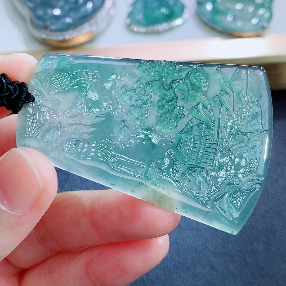 翡翠未镶嵌颈饰翡翠