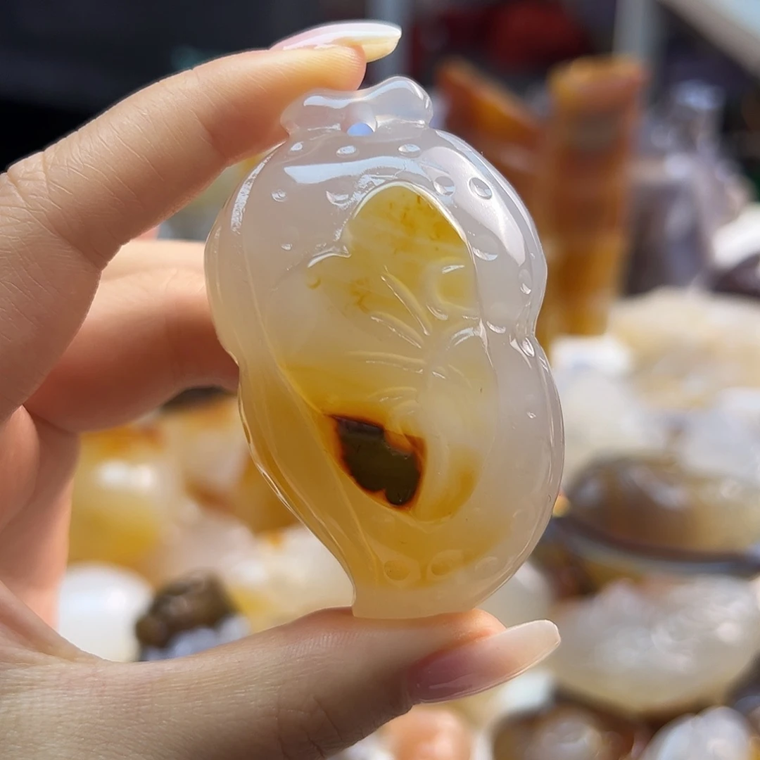 玛瑙/玉髓未镶嵌颈饰