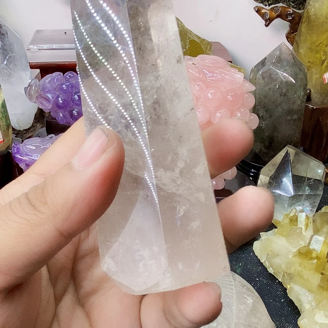 桃***姐水晶未镶嵌珠宝半成品