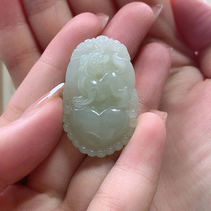 颈饰未镶嵌和田玉