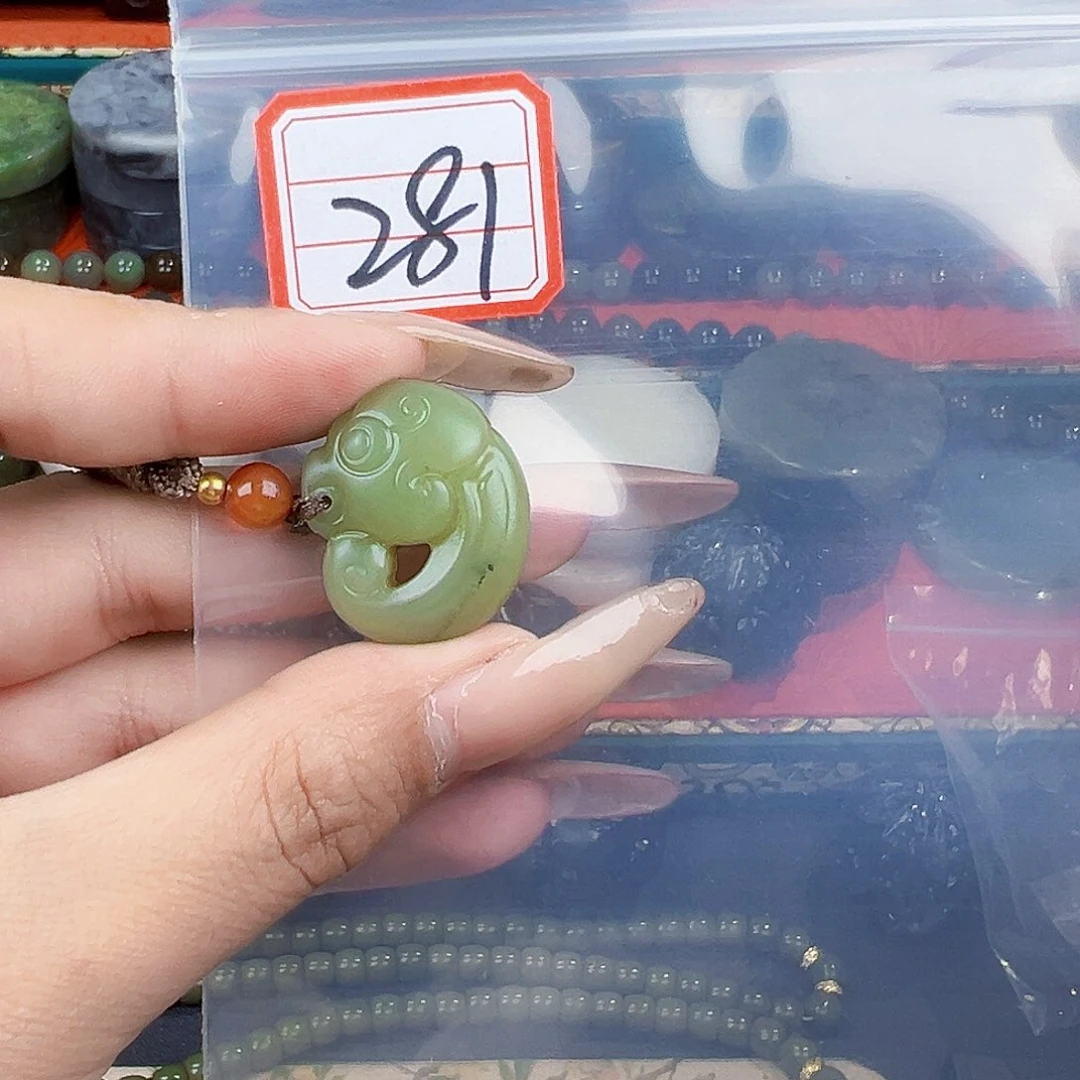 和田玉未镶嵌珠宝半成品