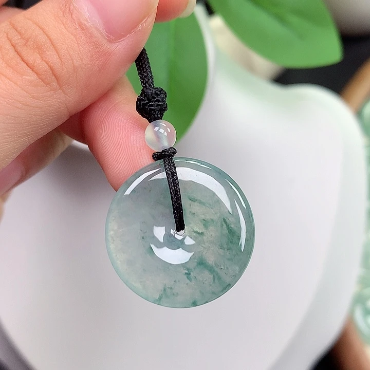 颈饰未镶嵌翡翠平安扣 24.1x4.2mm