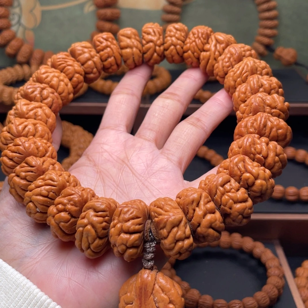 手串桃核24扭转乾坤