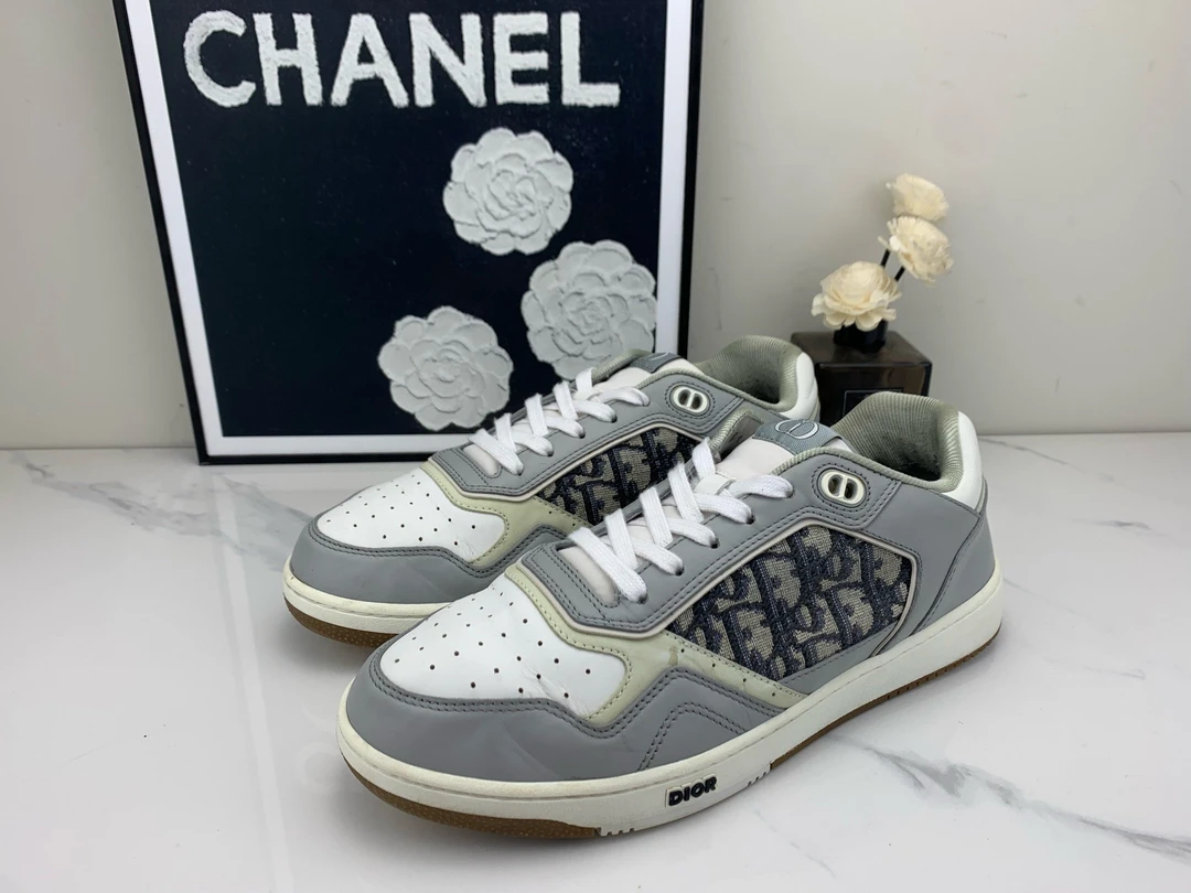 95新 DIOR/迪奥 b27老花满印板鞋 41.5码/jm01103