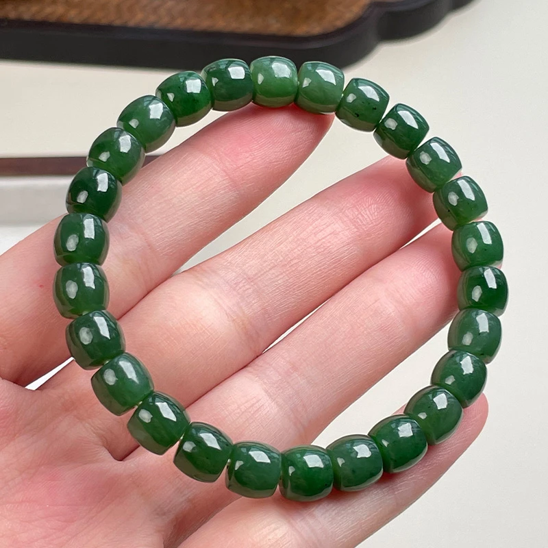 琳琯瑛和田玉碧玉直切珠手串 约8*7mm