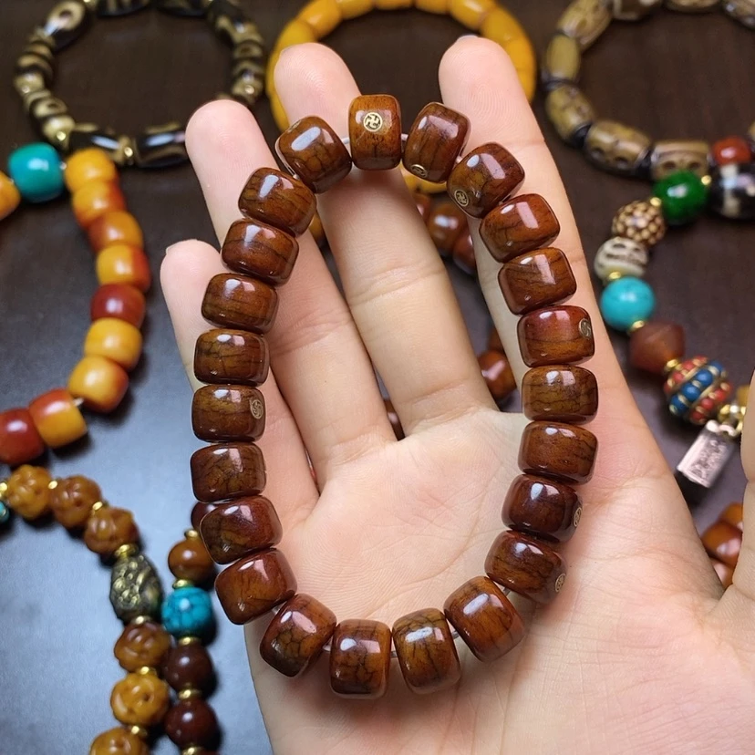 【闪购商品】玻璃颈饰我们要好好学习