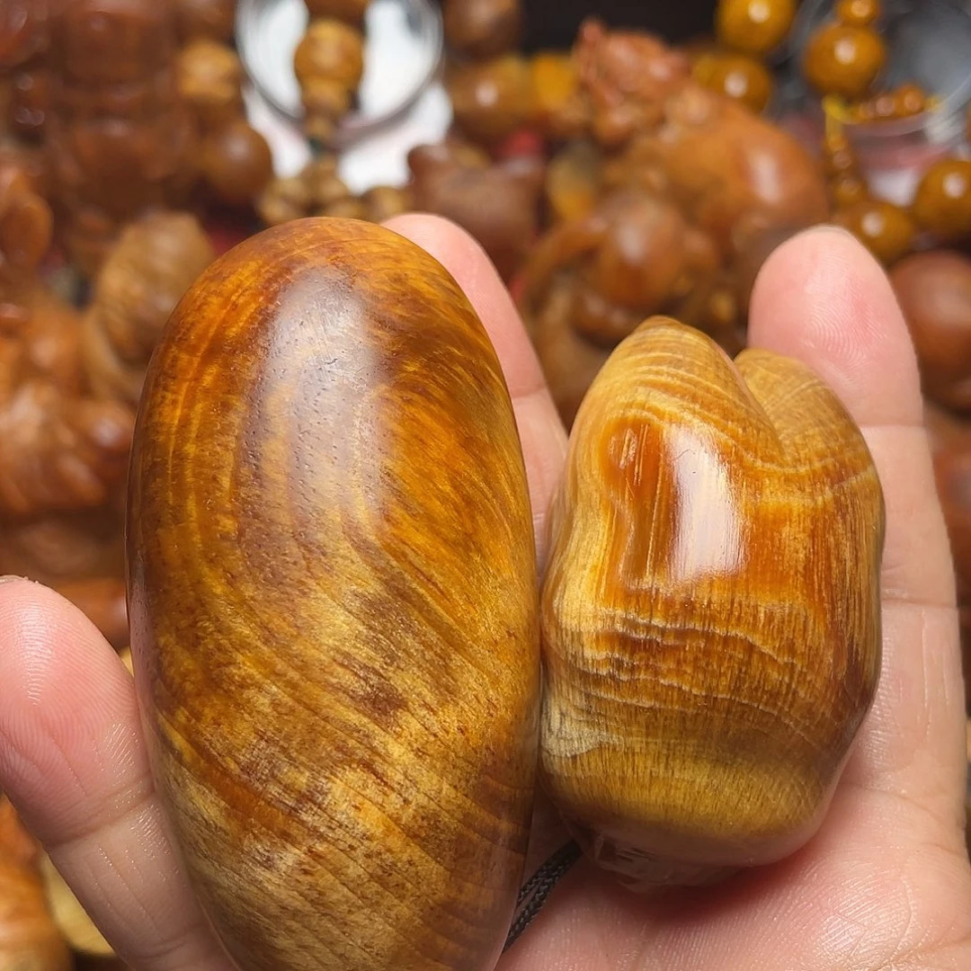 琥珀木手串把件大猪蹄子