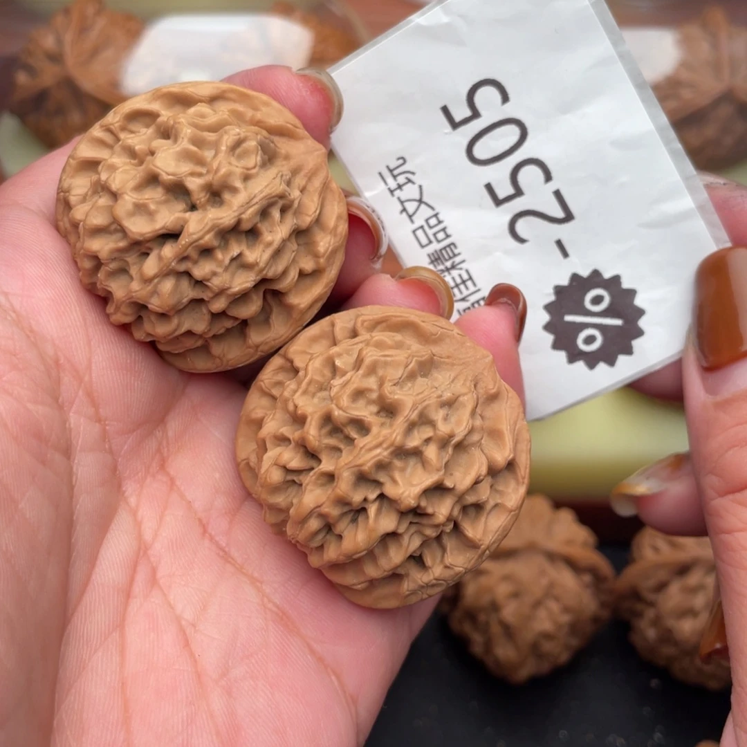 文玩核桃把件38毕业秦闷