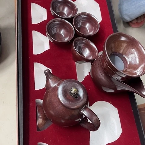 微瑕，茶具一套，6个杯子