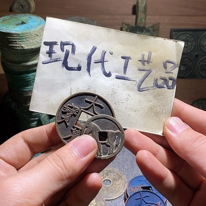 铜布**丁现代翻砂制作工艺品