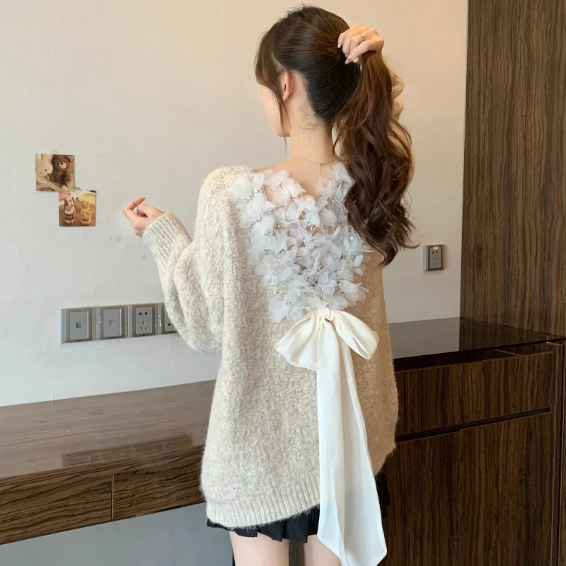 高级感绝美漂亮后背立体花朵蝴蝶结大码超好看显瘦别致毛衣女秋冬