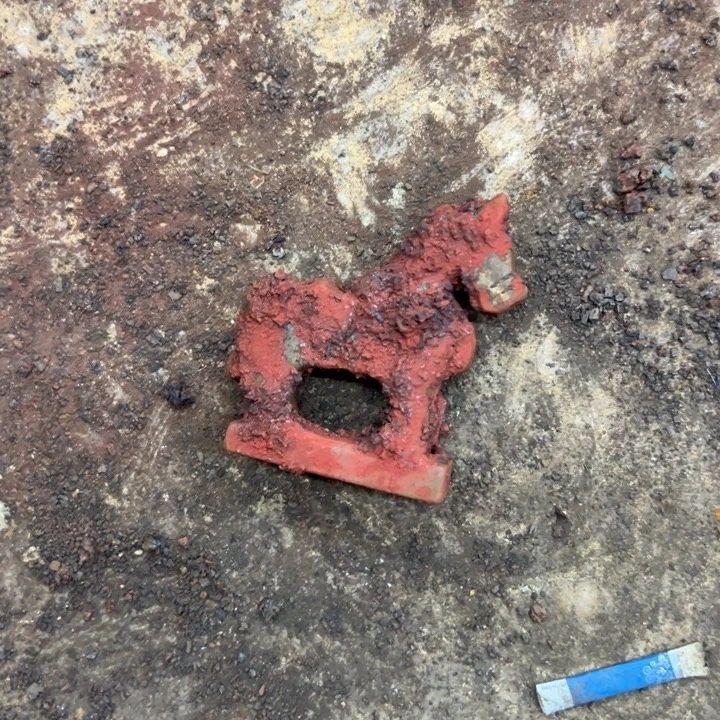 唐***令和田玉（黄玉）未镶嵌把件