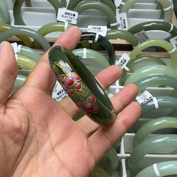 未镶嵌手镯和田玉（糖玉）