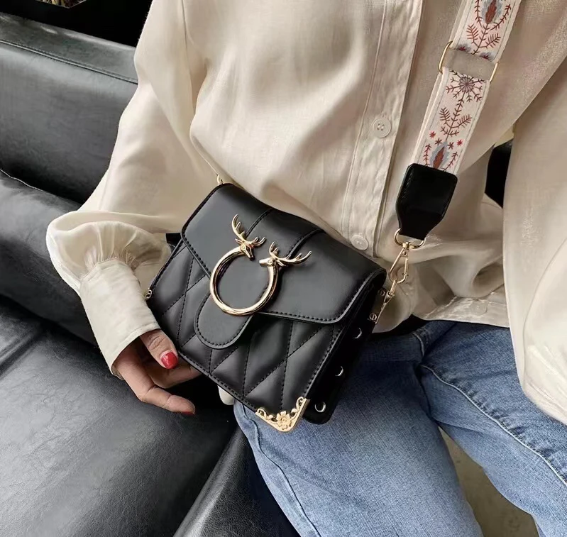 女士精品包包(以直播间为准)